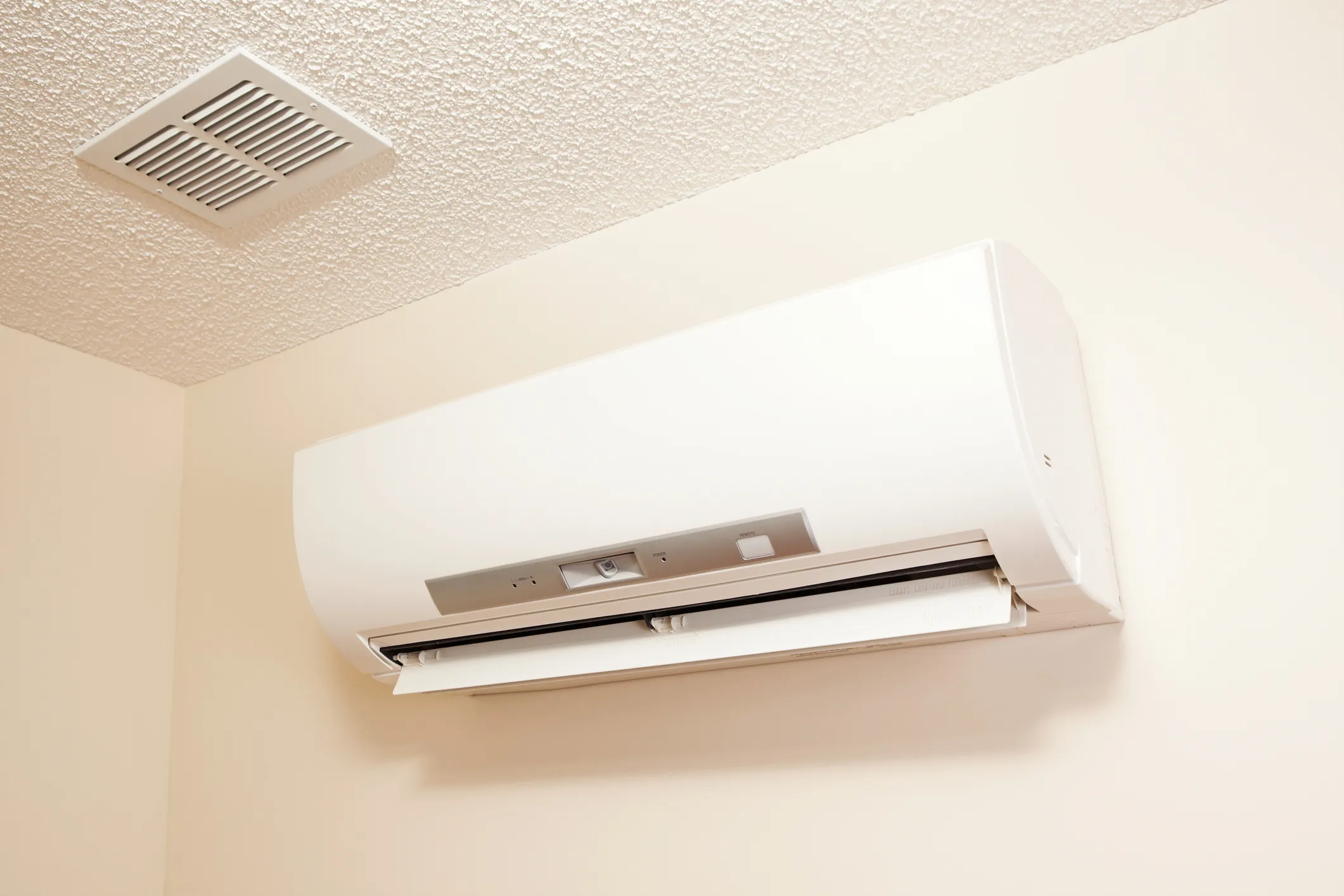 Considering the Pros and Cons of Ductless Heating Systems blog image